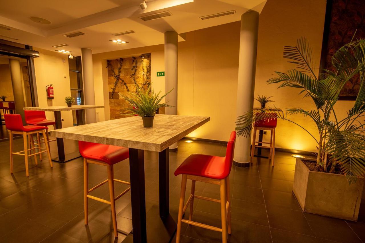 צ'יפיונה Hotel Los Nardos מראה חיצוני תמונה